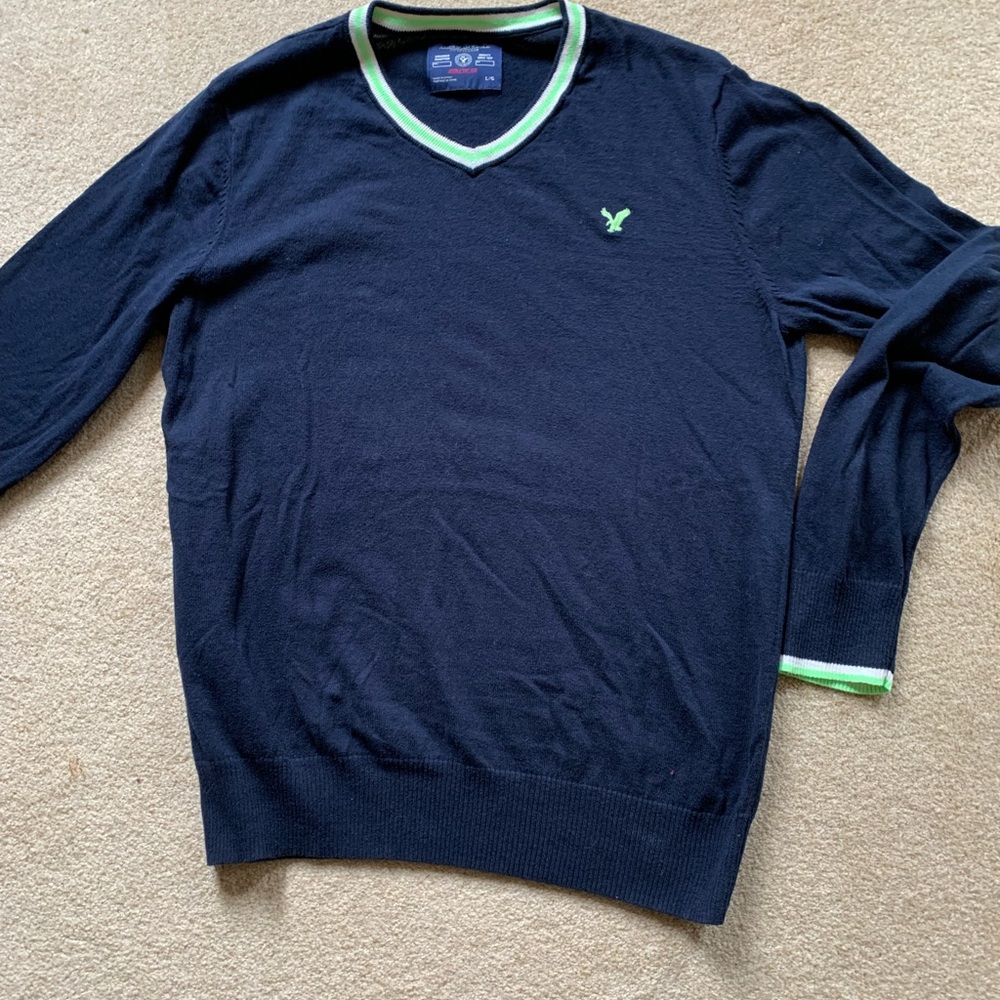 Mens American Eagle Sweater.  Size Large